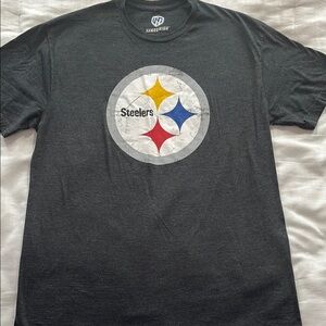 Pittsburgh Steelers “worn logo look” short sleeve tee shirt **read to the end**